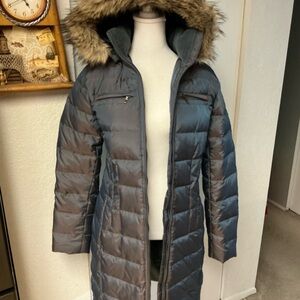 Lands' End Women's Gray Puffer Coat with Faux Fur Hood